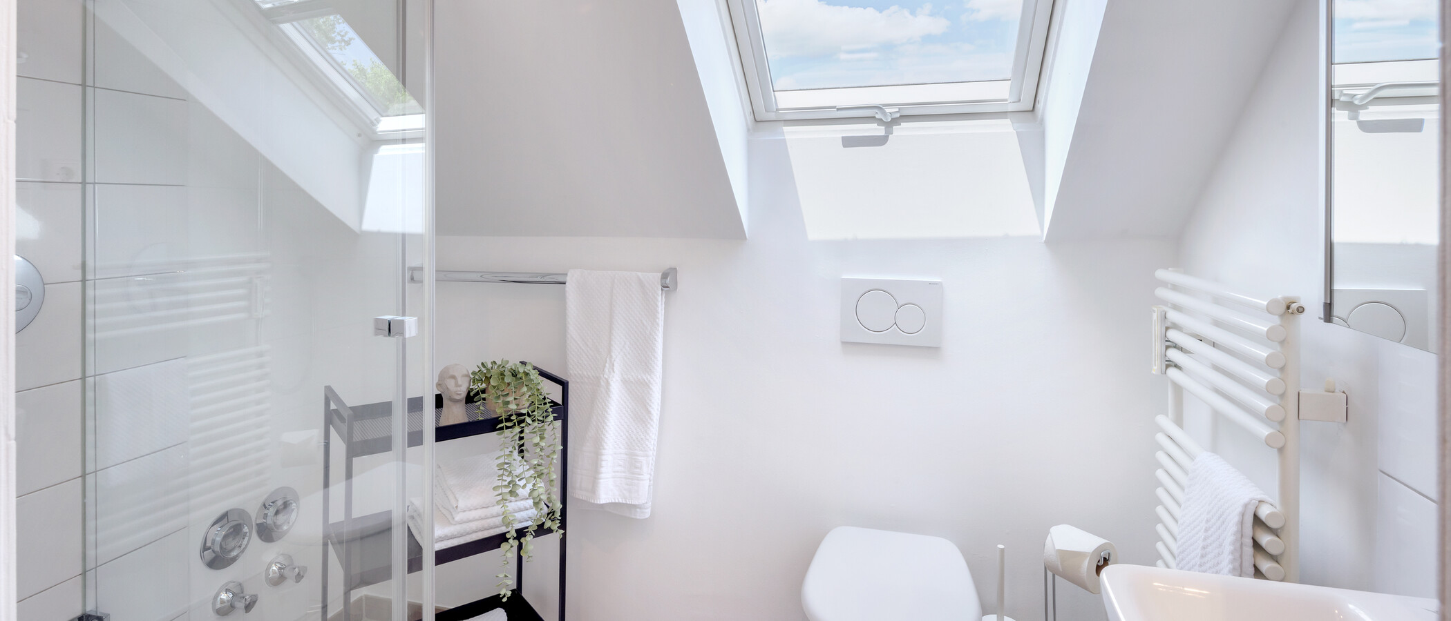 Dachgeschosswohnung München Daglfing 01 Badezimmer 14852