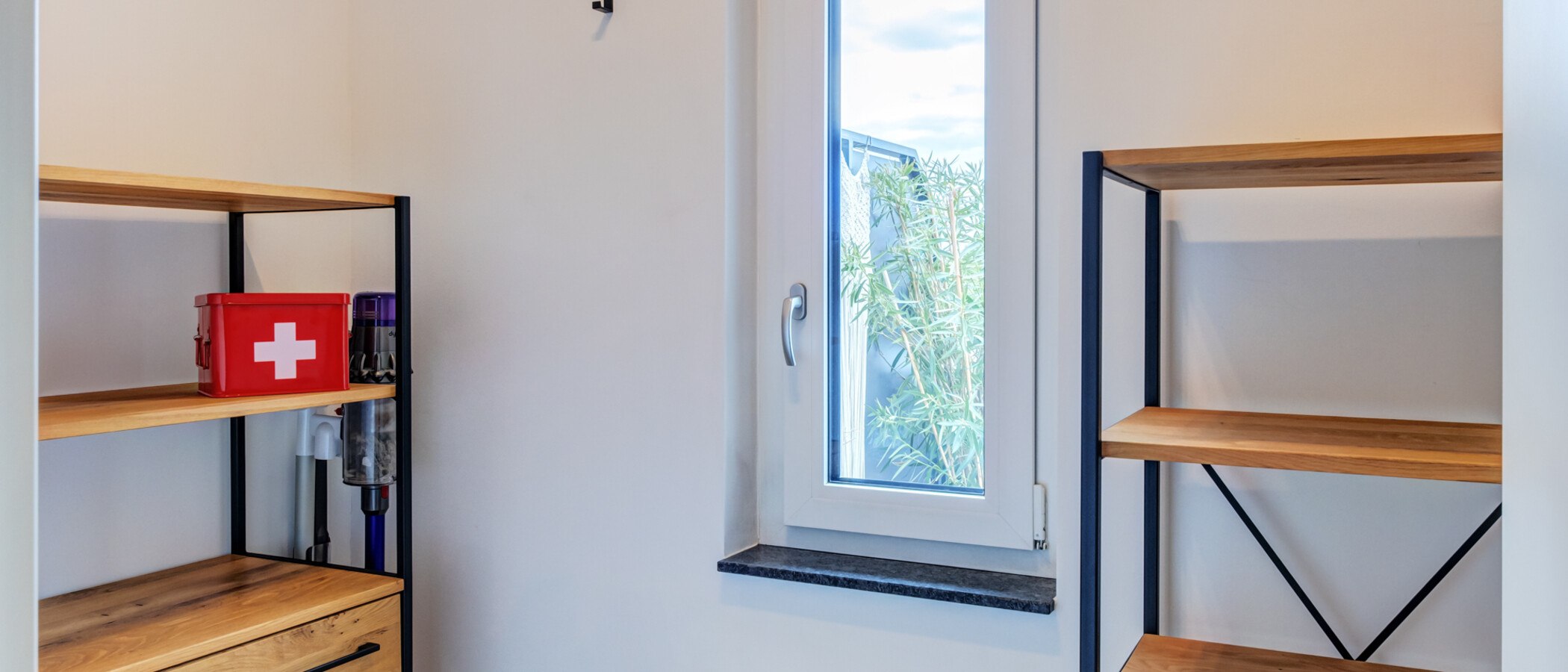 Dachterrassenwohnung Planegg 01 Abstellraum 14854