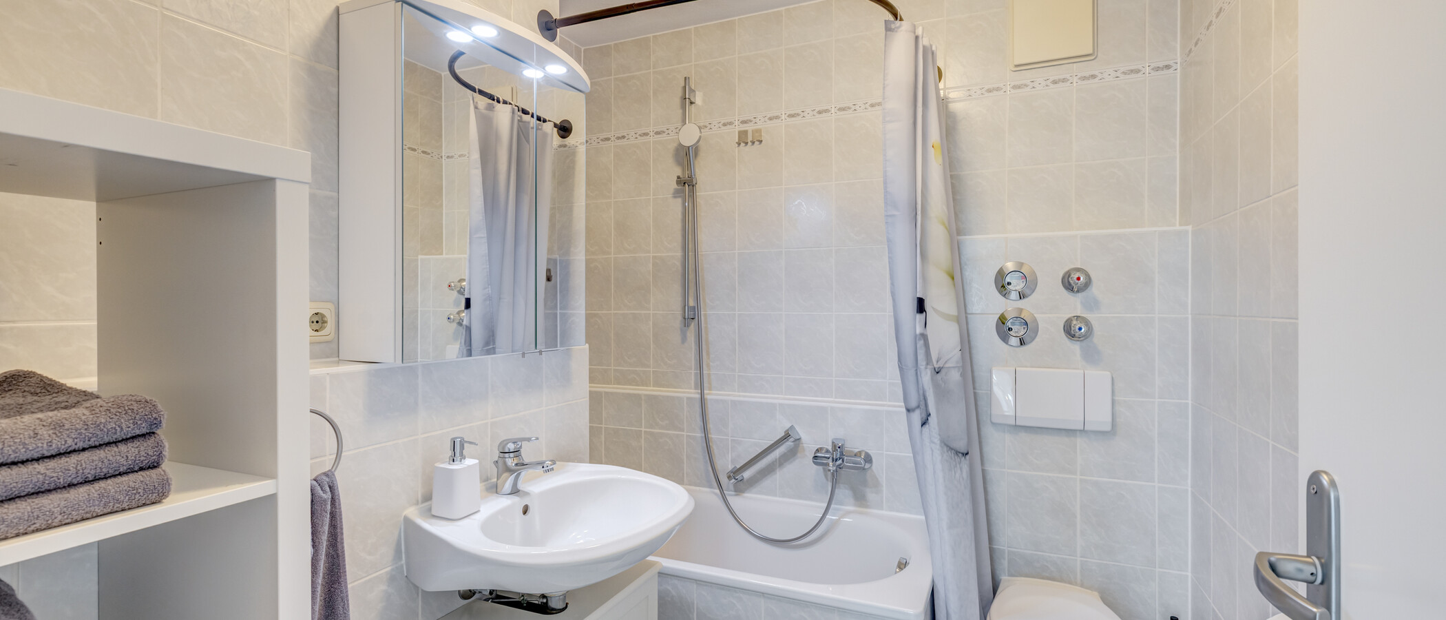 Wohnung München Untermenzing 01 Badezimmer 14866