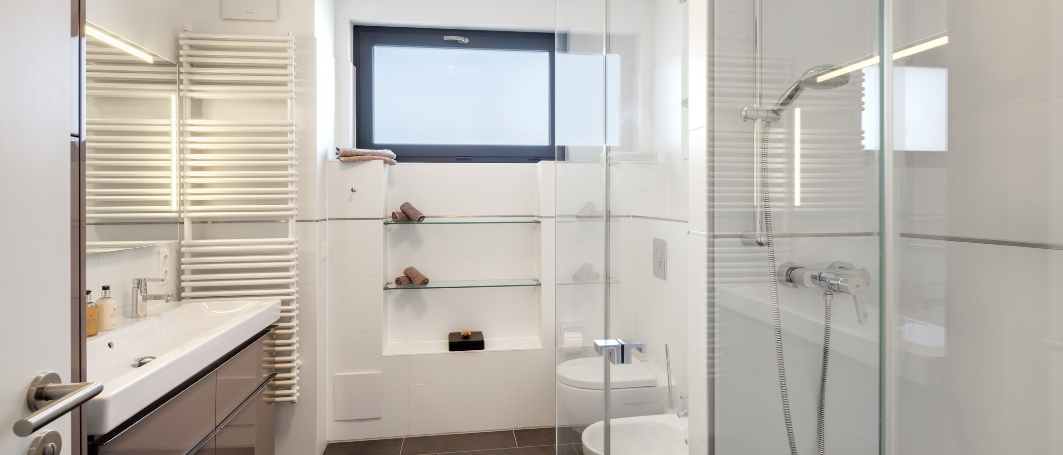 Dachterrassenwohnung München Altbogenhausen 01 Badezimmer 14872