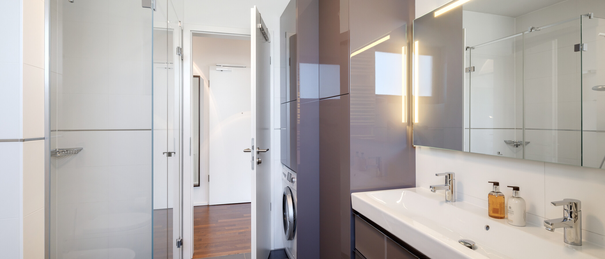 Dachterrassenwohnung München Altbogenhausen 02 Badezimmer 14872