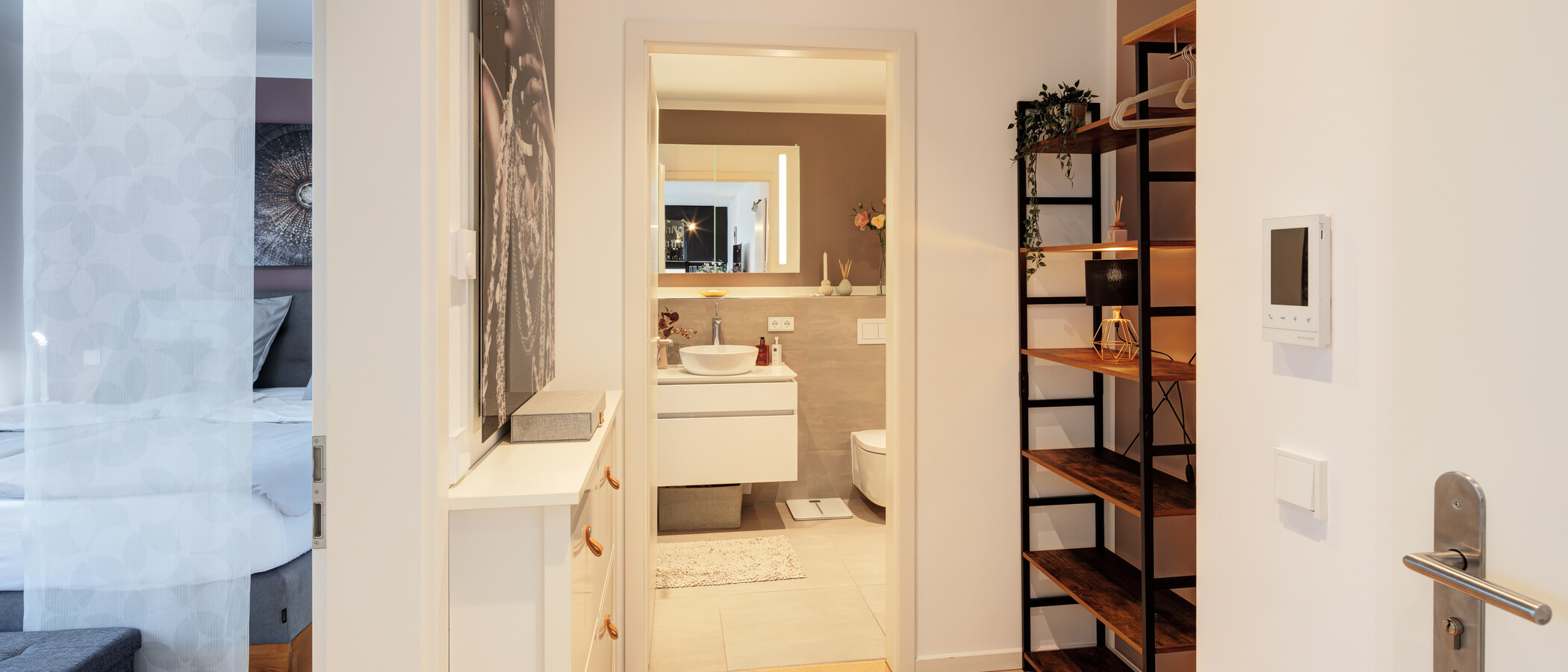 Dachterrassenwohnung München Sendling 01 Flur/Gang 14873