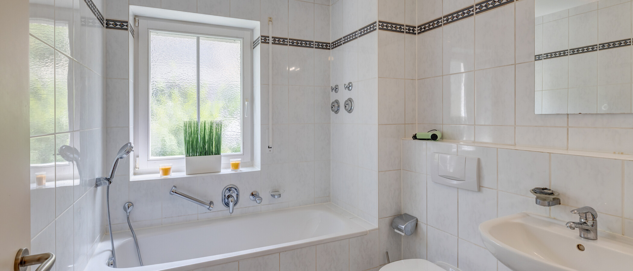Gartenwohnung München Pasing 01 Badezimmer 14874