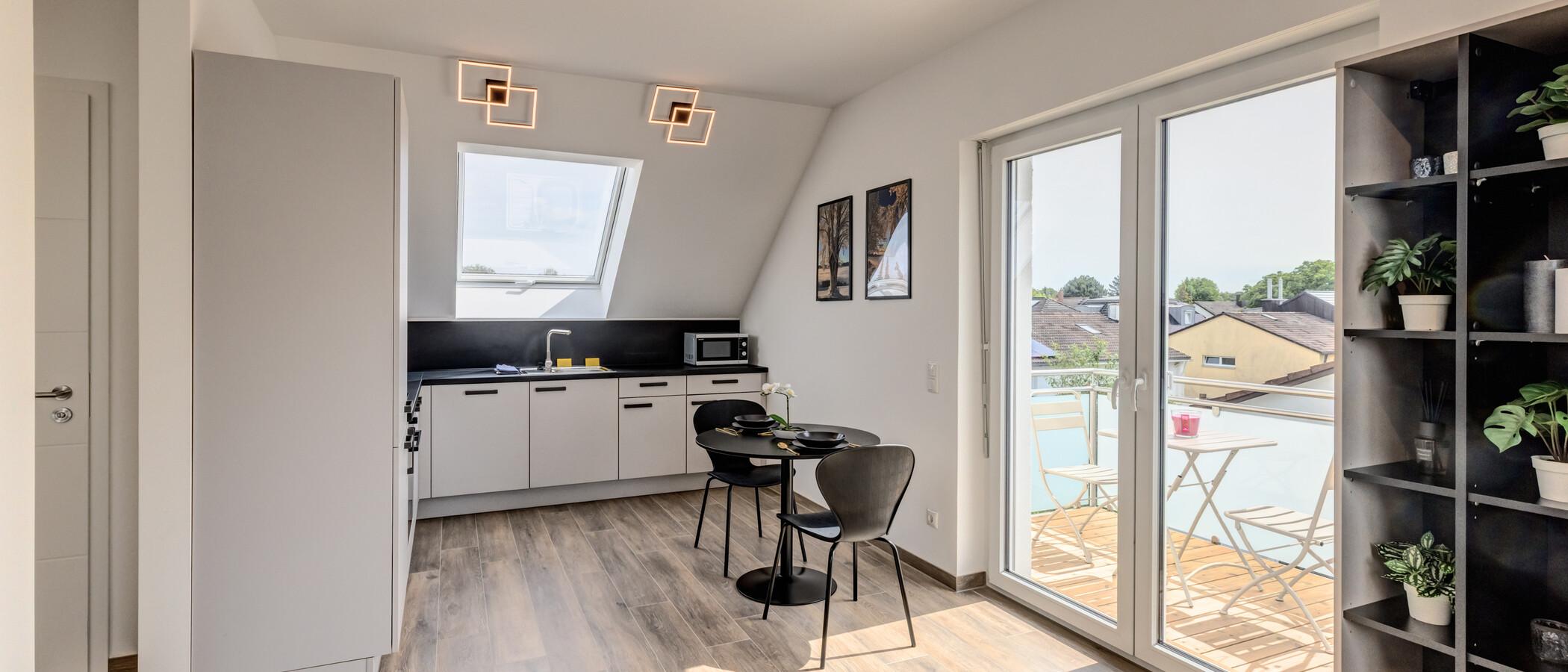 Dachgeschosswohnung München Trudering 01 Küche 14876