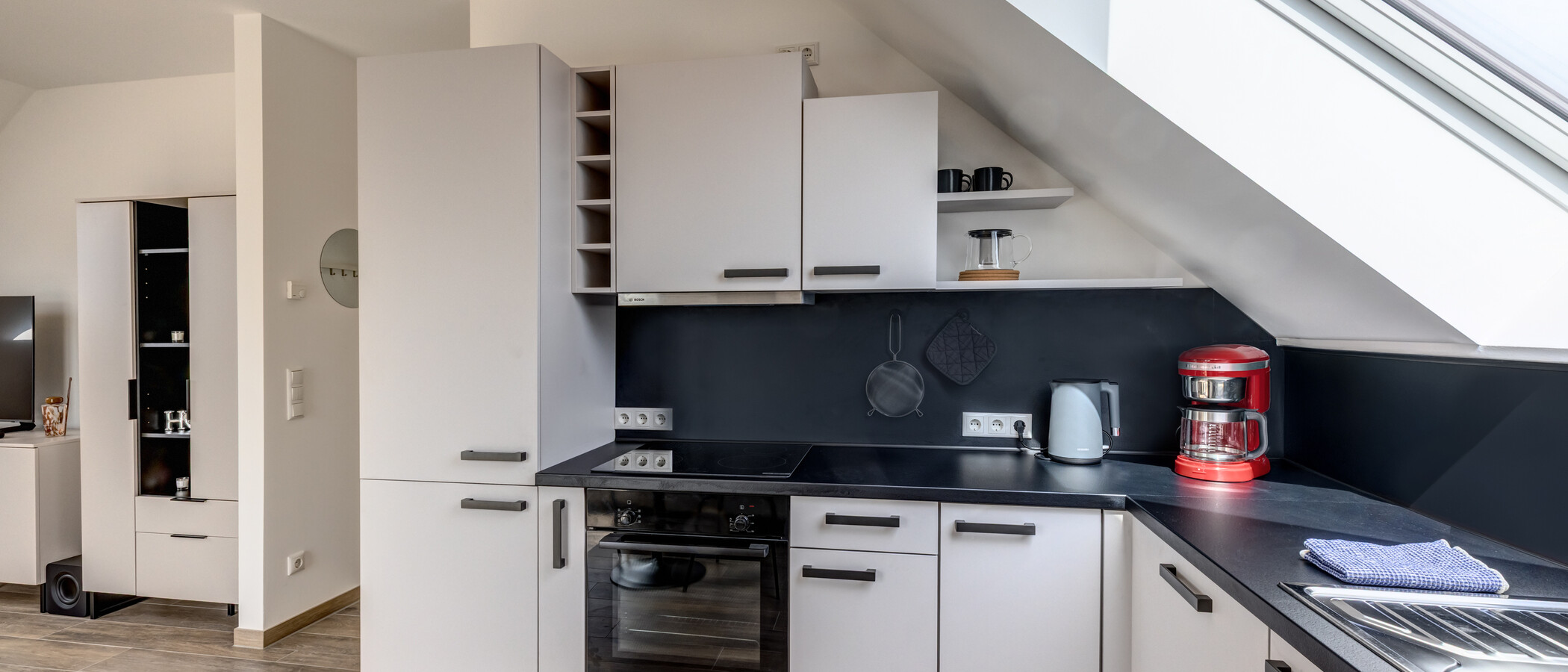 Dachgeschosswohnung München Trudering 02 Küche 14876