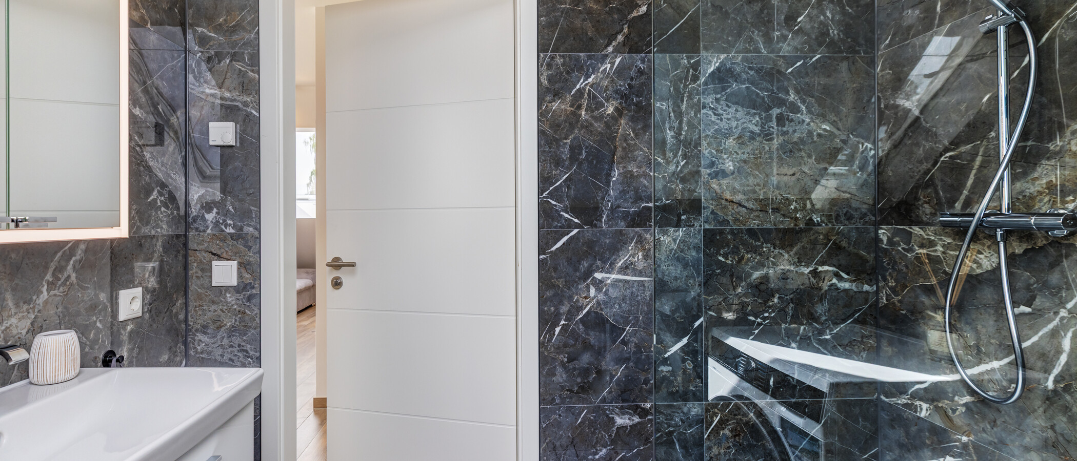 Dachgeschosswohnung München Trudering 04 Badezimmer 14876
