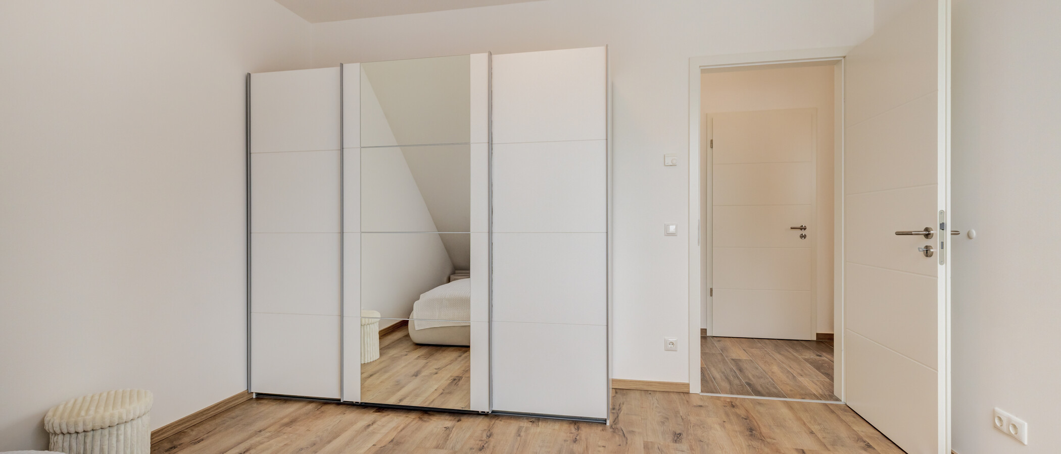 Dachgeschosswohnung München Trudering 02 Schlafzimmer 14876