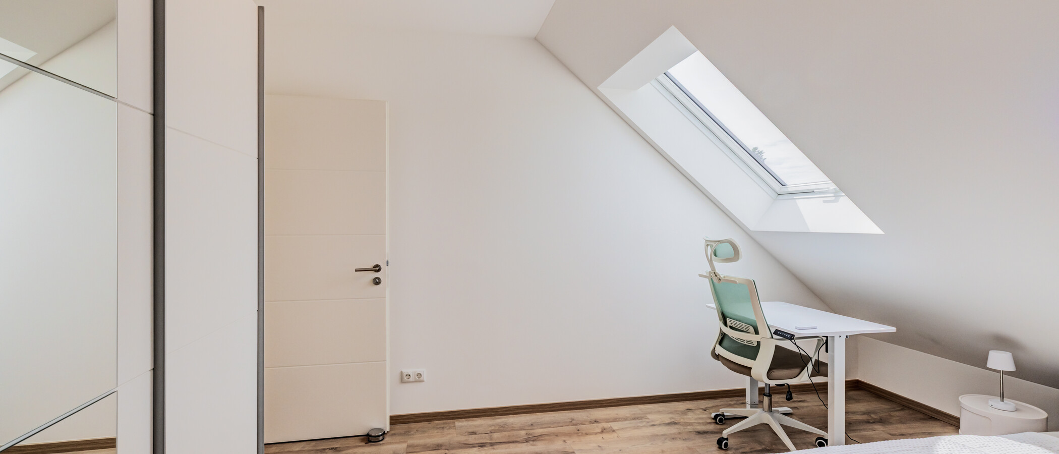 Dachgeschosswohnung München Trudering 03 Schlafzimmer 14876
