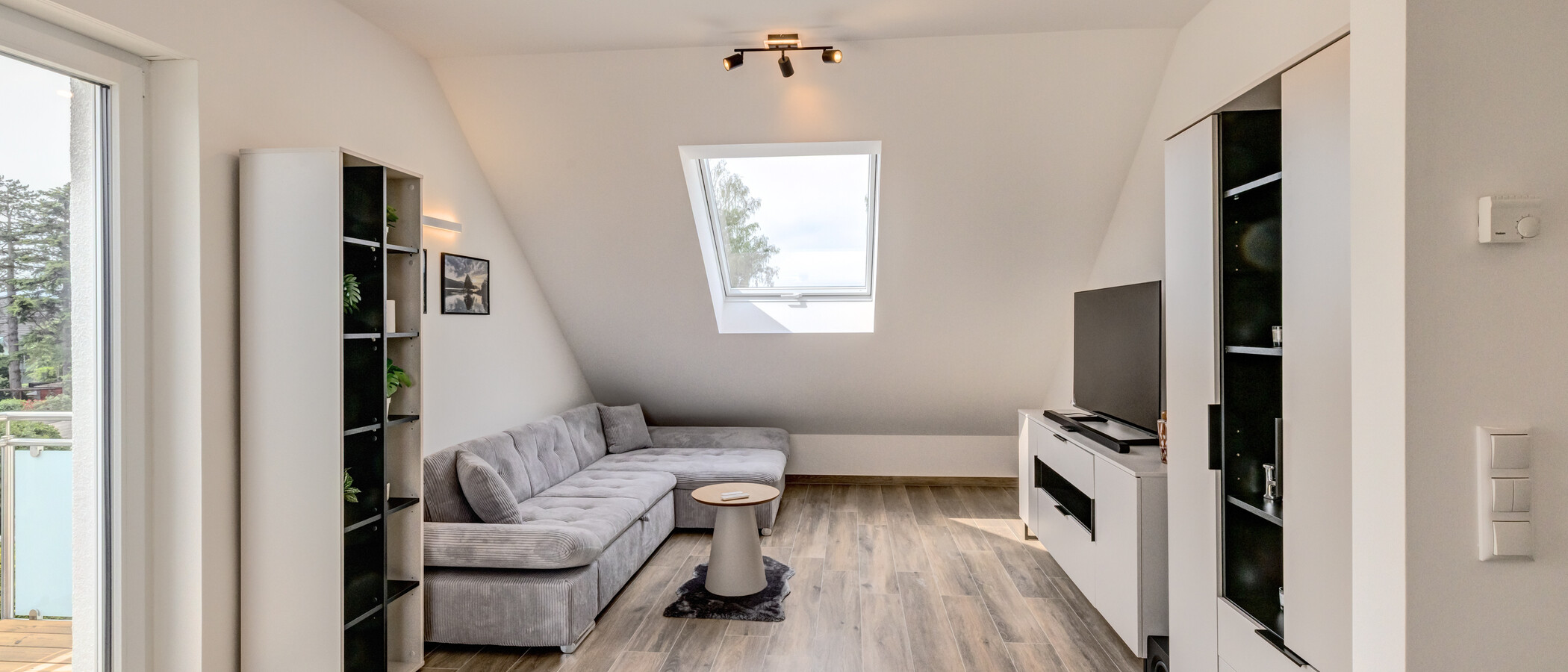 Dachgeschosswohnung München Trudering 01 Wohnbereich 14876