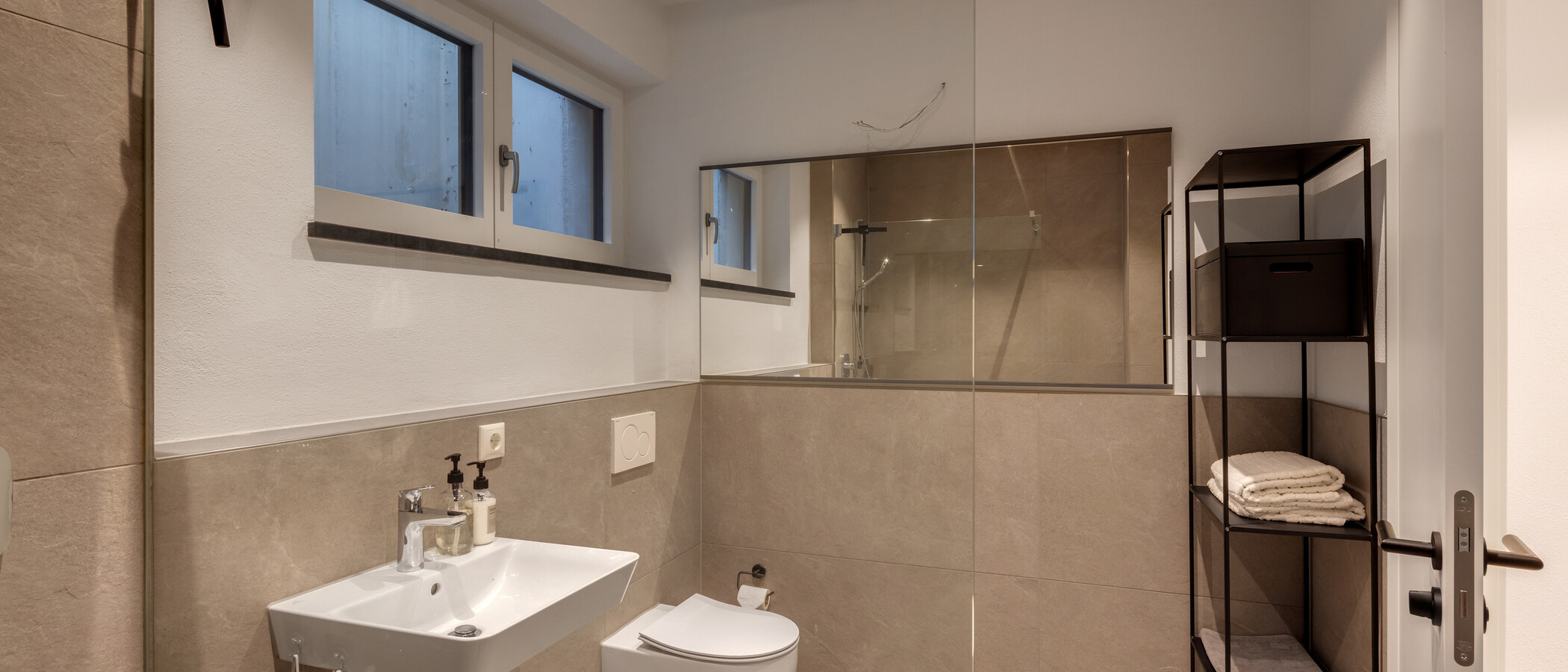 Wohnung Wörthsee 01 2. Badezimmer 14878