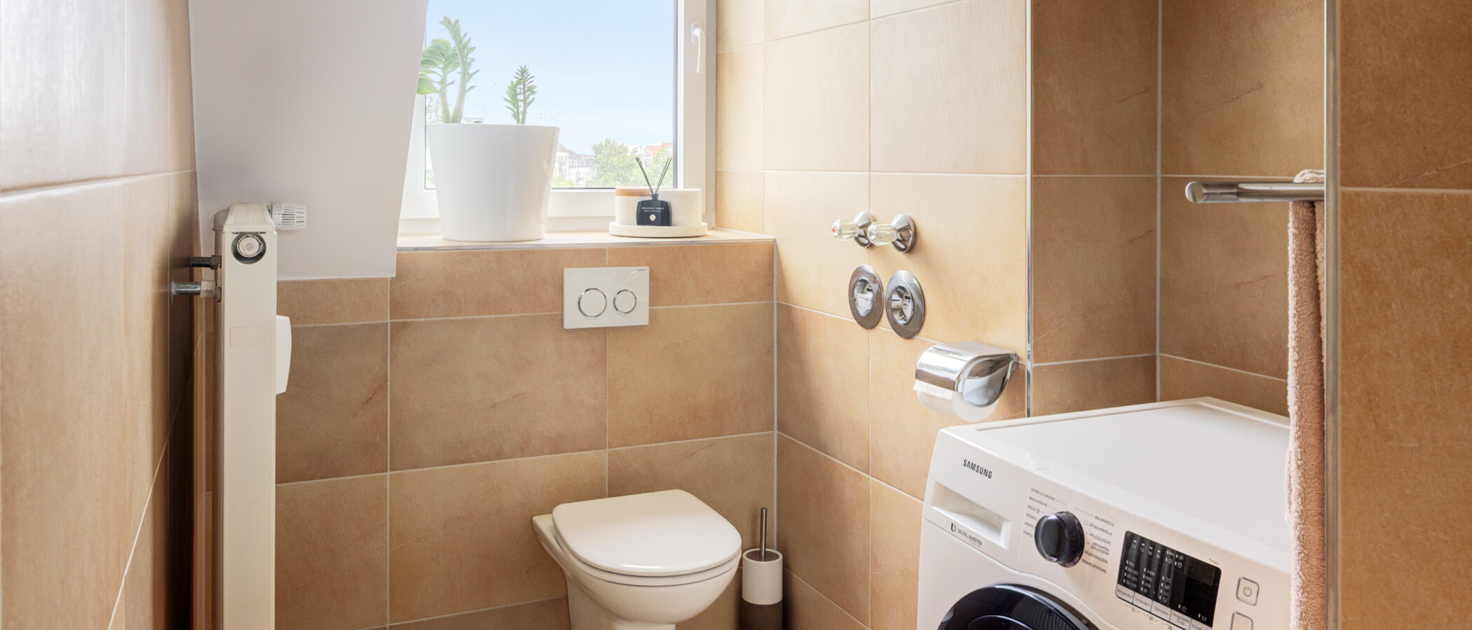 Dachgeschosswohnung München Sendling-Westpark 03 Badezimmer 14882