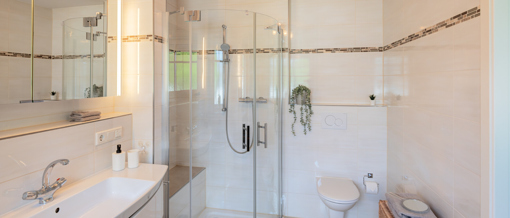 Wohnung München Moosach 03 Badezimmer 14883