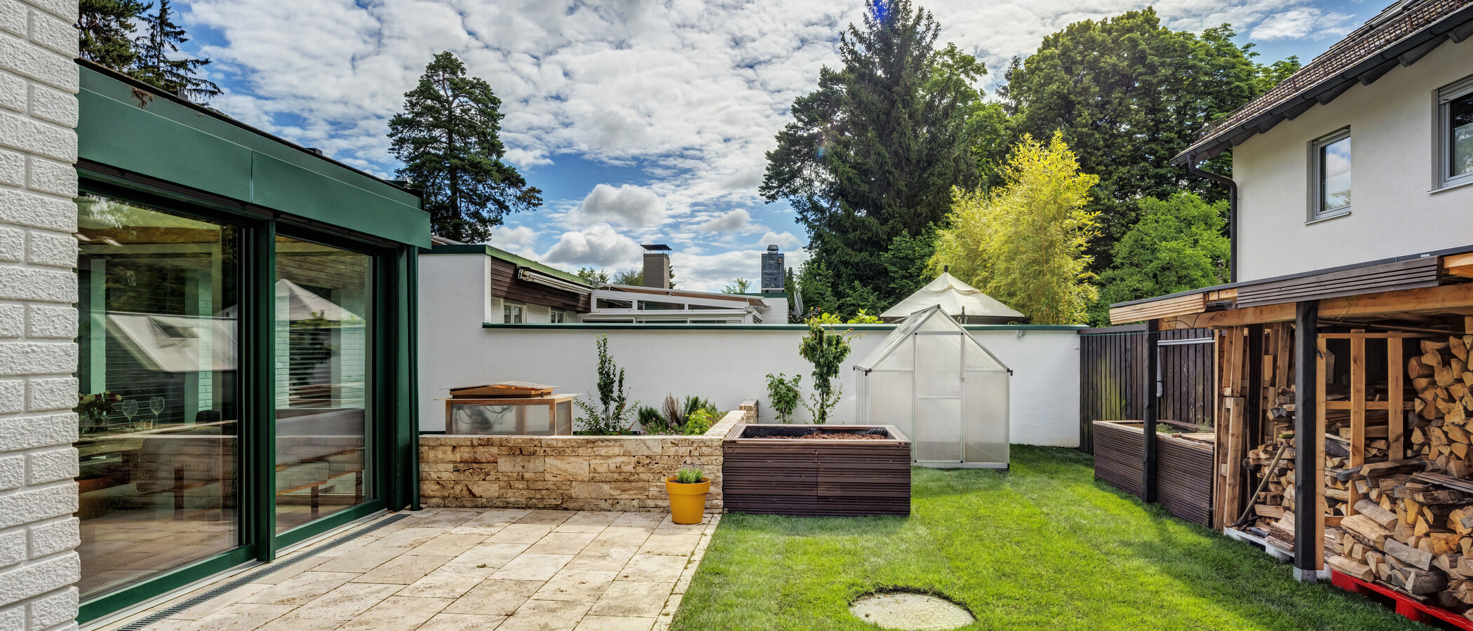 Bungalow Ottobrunn 01 Garten 14886