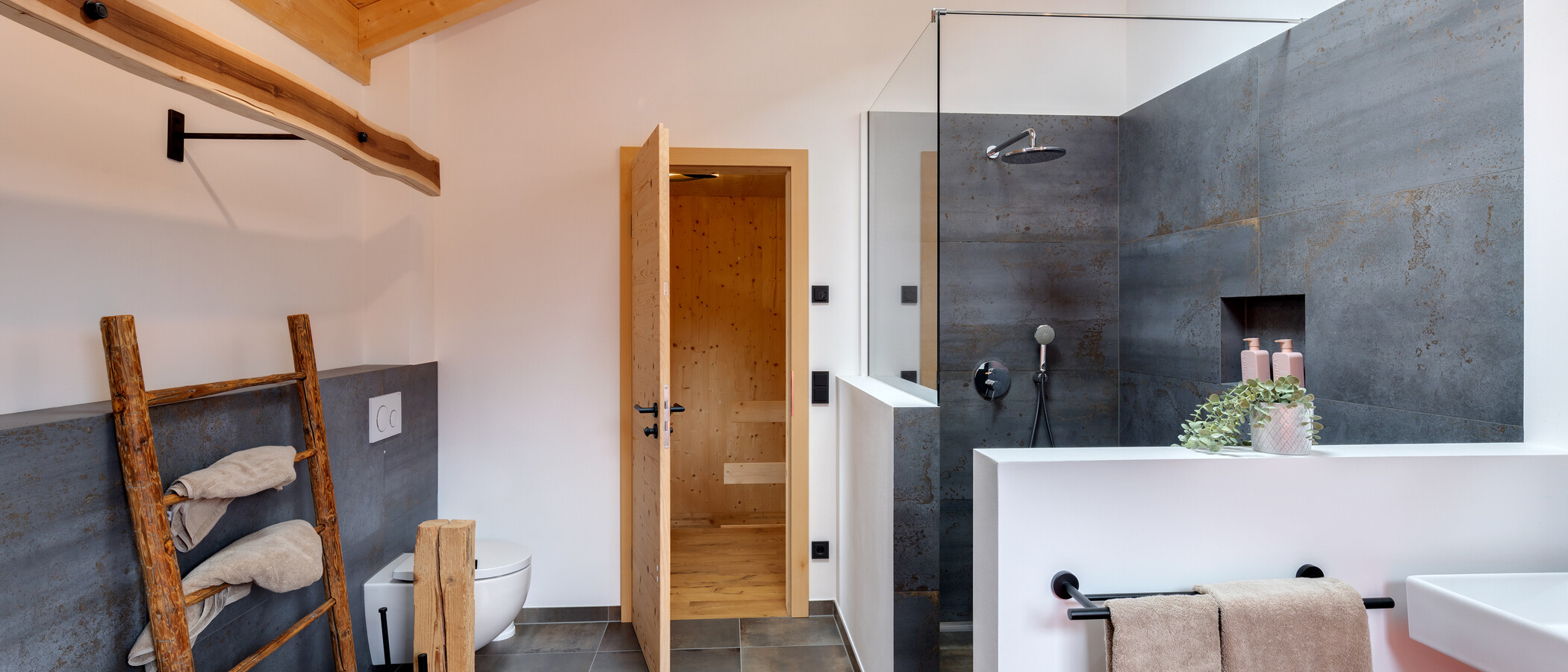 Einfamilienhaus Miesbach 04 Badezimmer 14887