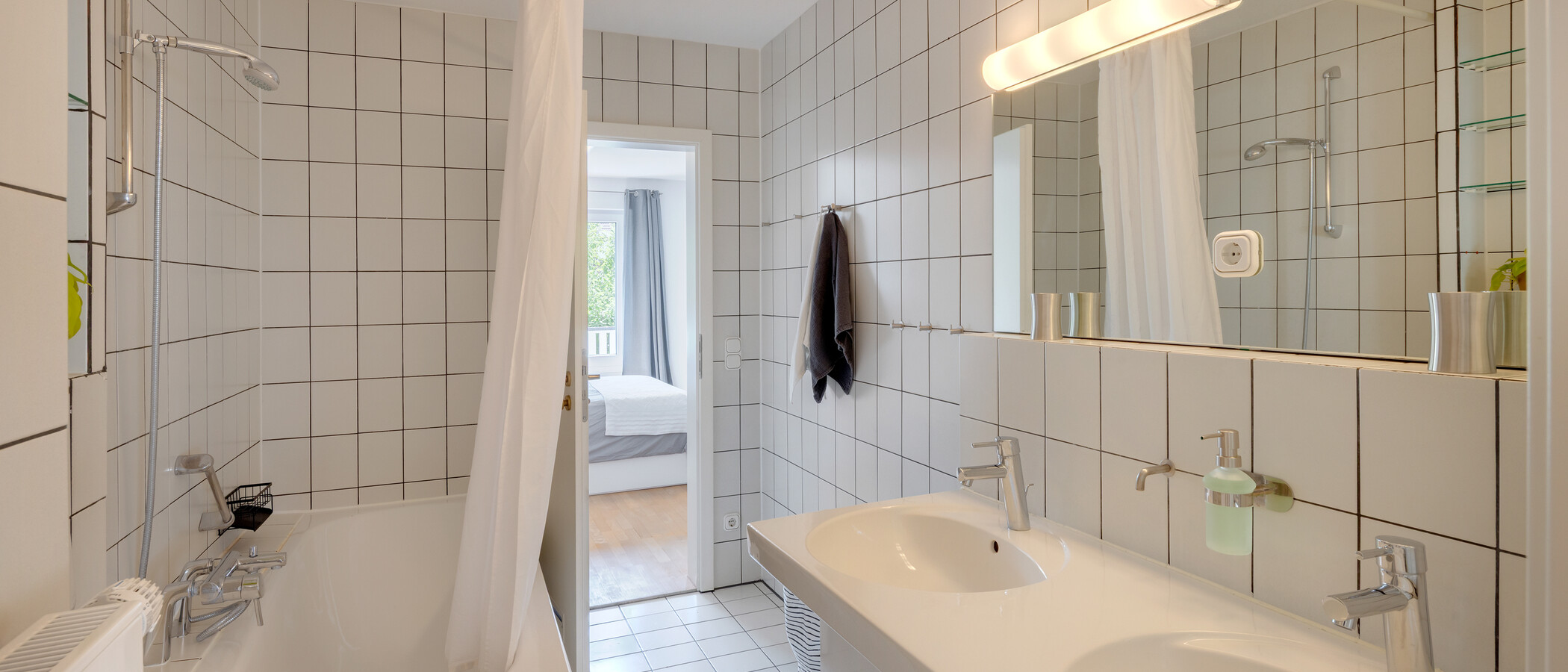 Reihenmittelhaus München Untergiesing 01 2. Badezimmer 14900