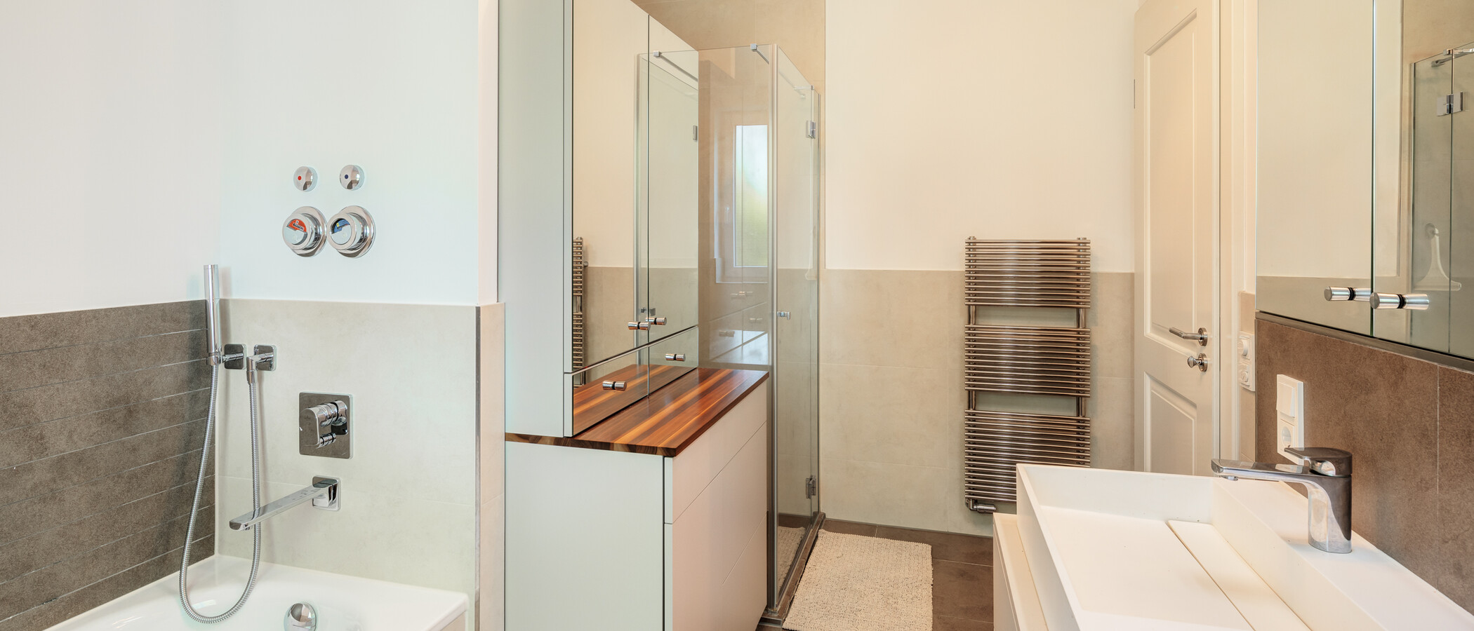 Gartenwohnung München Freimann 04 1. Badezimmer 14904