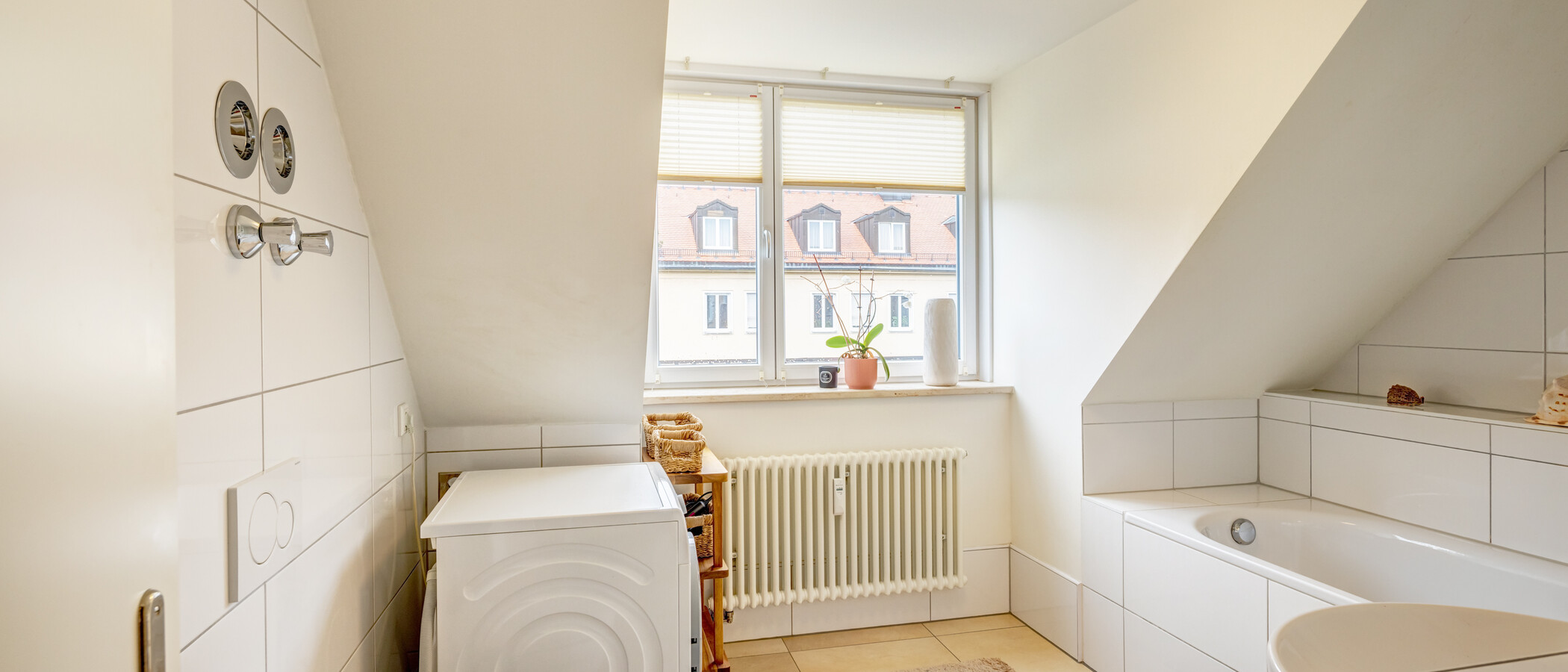 Maisonettewohnung München Schwabing 03 Badezimmer 14908