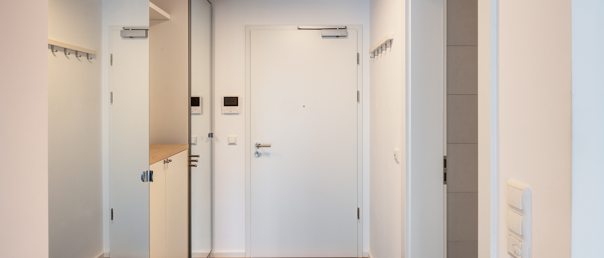 Dachgeschosswohnung München Allach 01 Flur/Gang 14913