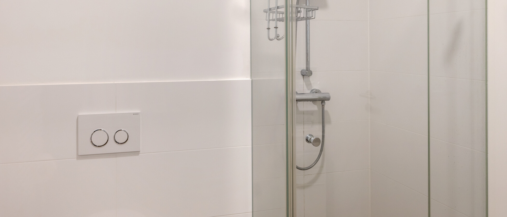 Dachterrassenwohnung München Menterschwaige 03 2. Badezimmer 14914