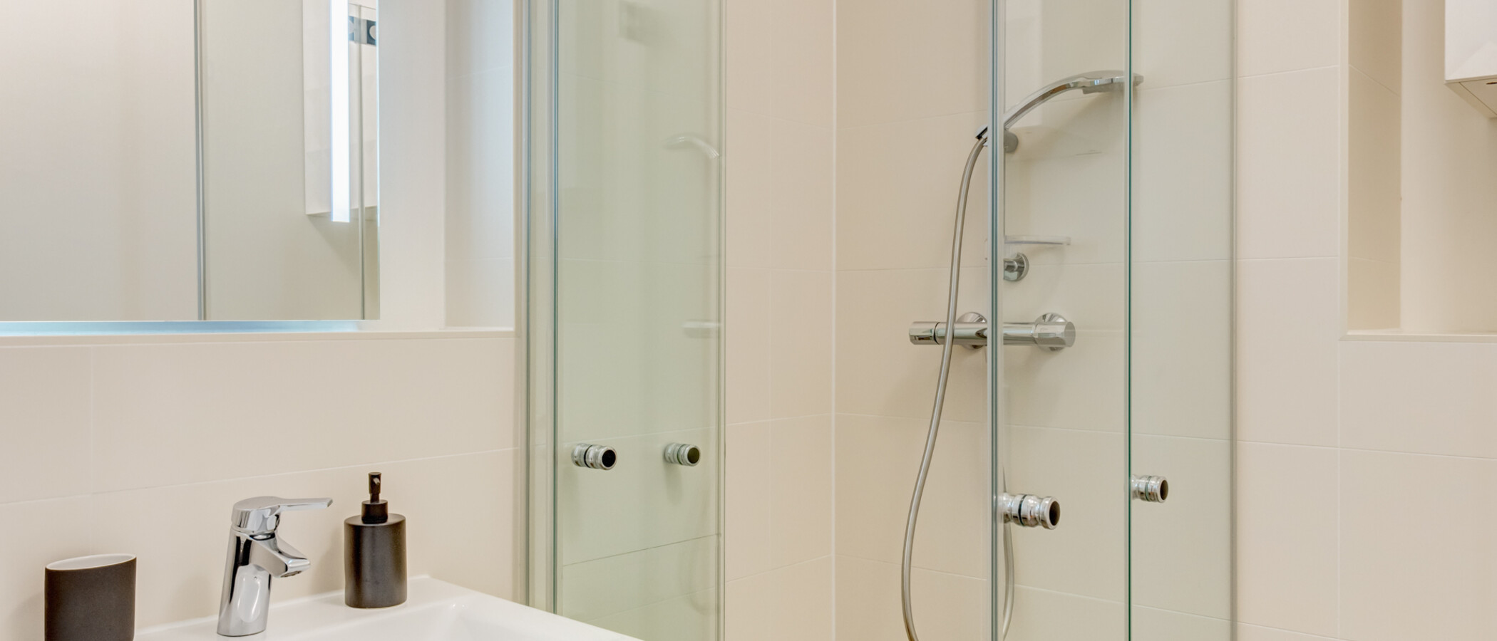 Wohnung München Freimann 01 2. Badezimmer 14924