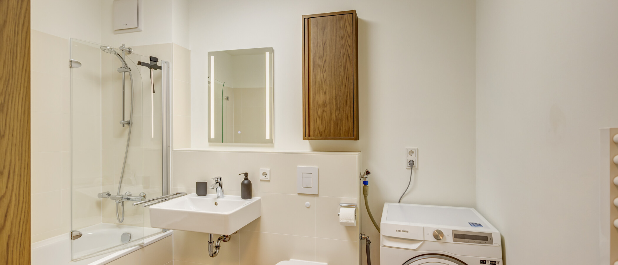Wohnung München Freimann 02 1. Badezimmer 14924
