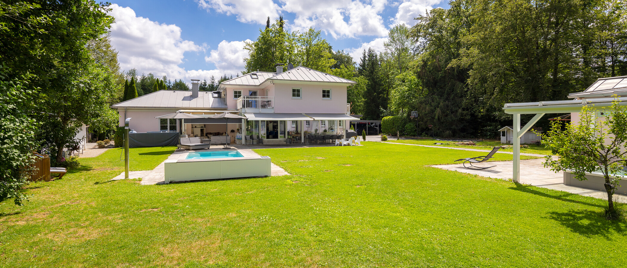 Villa Oberhaching 01 Garten 14925