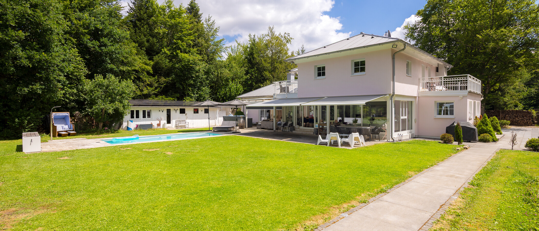 Villa Oberhaching 03 Garten 14925