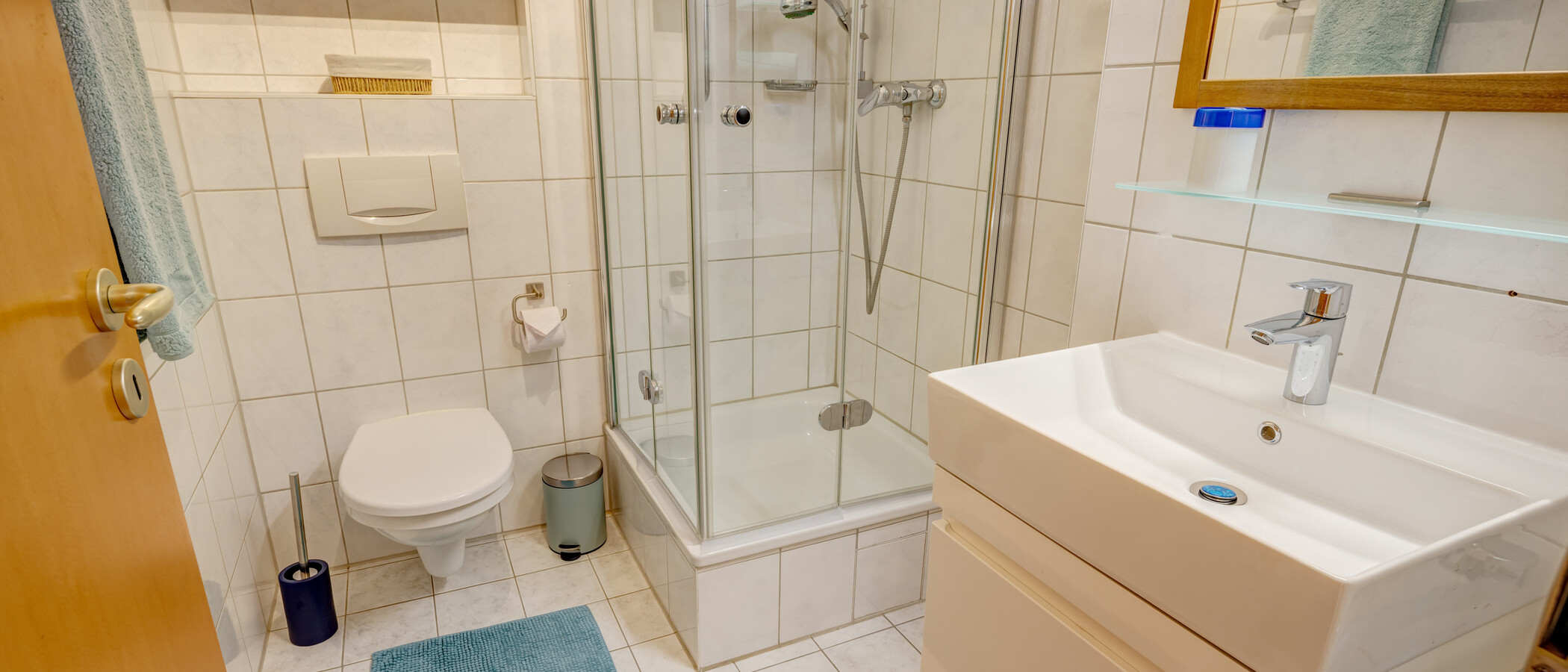 Dachgeschosswohnung München Obermenzing 02 Badezimmer 14927