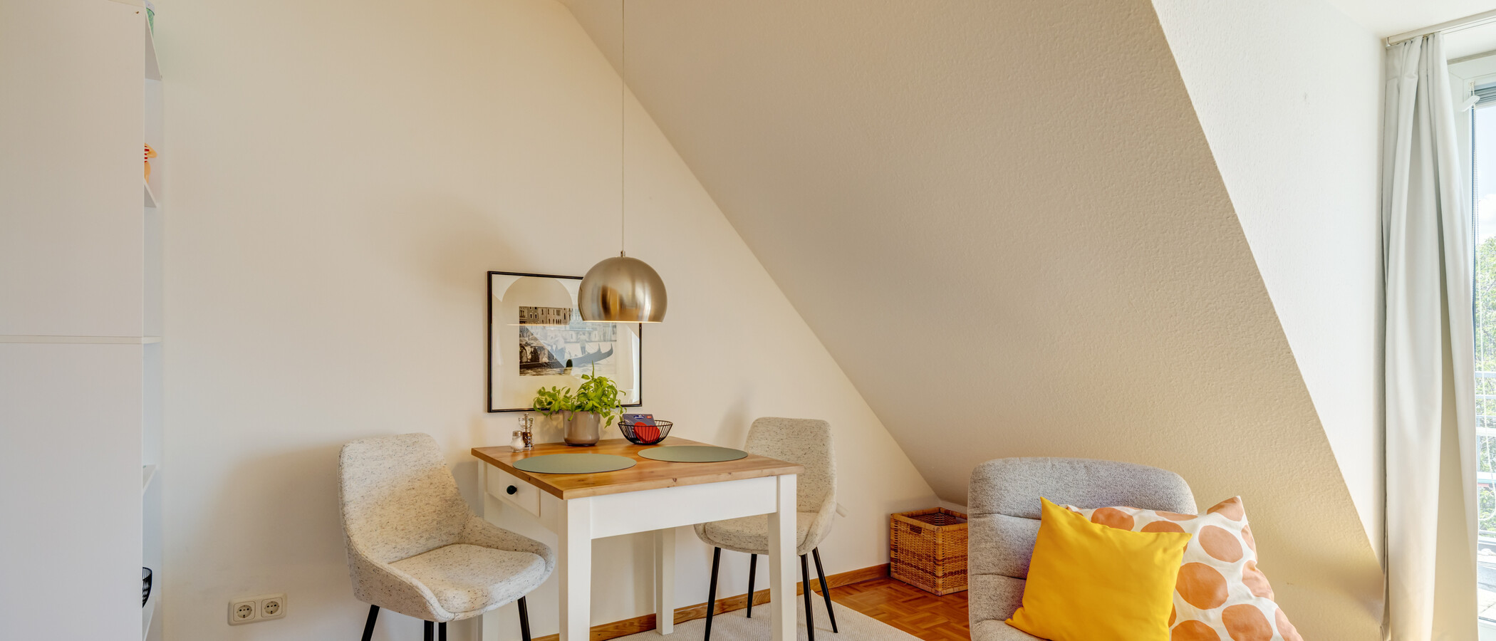 Dachgeschosswohnung München Obermenzing 02 Wohnbereich 14927