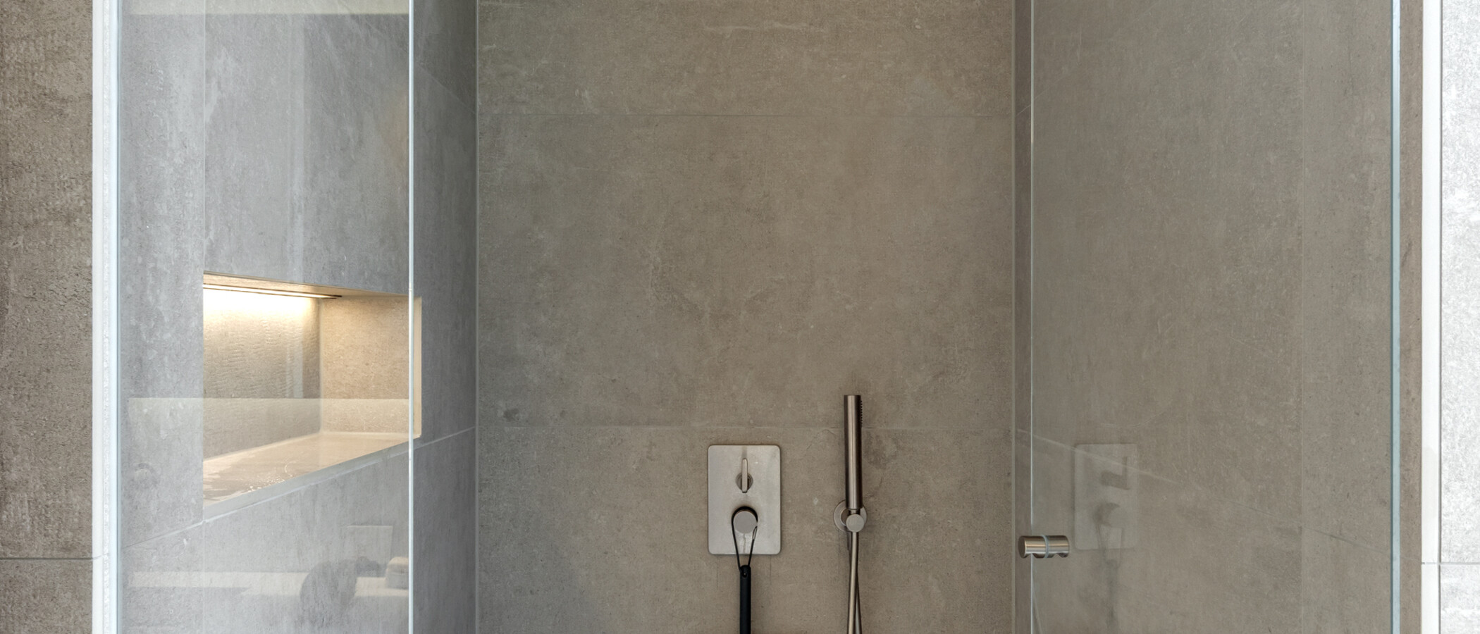 Villa München Harlaching 03 2. Badezimmer 14944