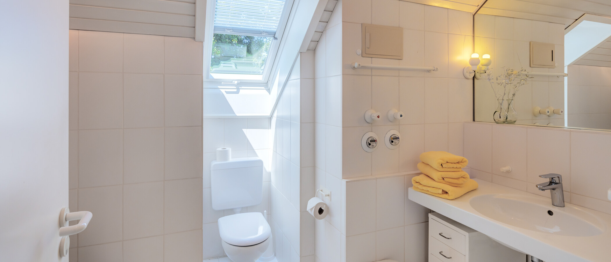 Dachgeschosswohnung Germering 03 Badezimmer 14946