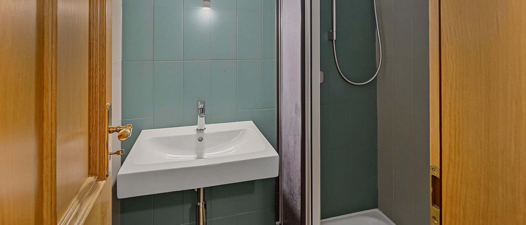 Haus München Waldtrudering 01 2. Badezimmer 14955