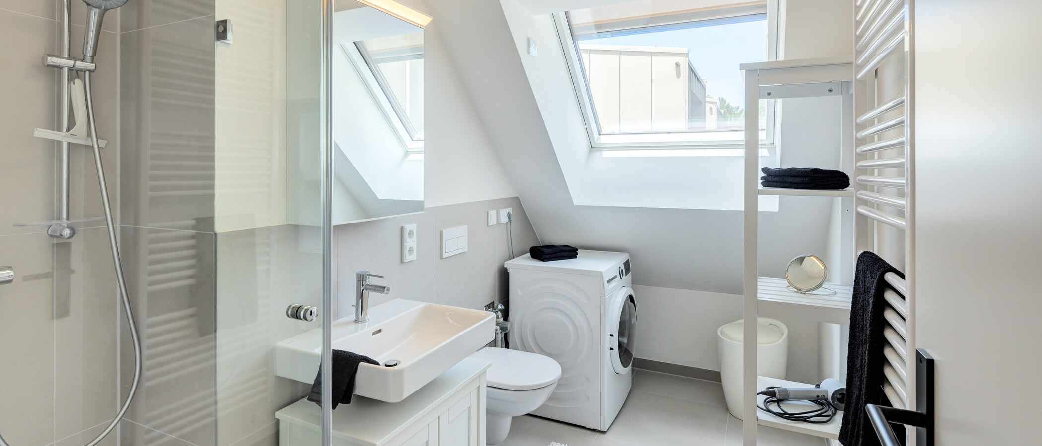 Dachgeschosswohnung München Riem 01 Badezimmer 14957