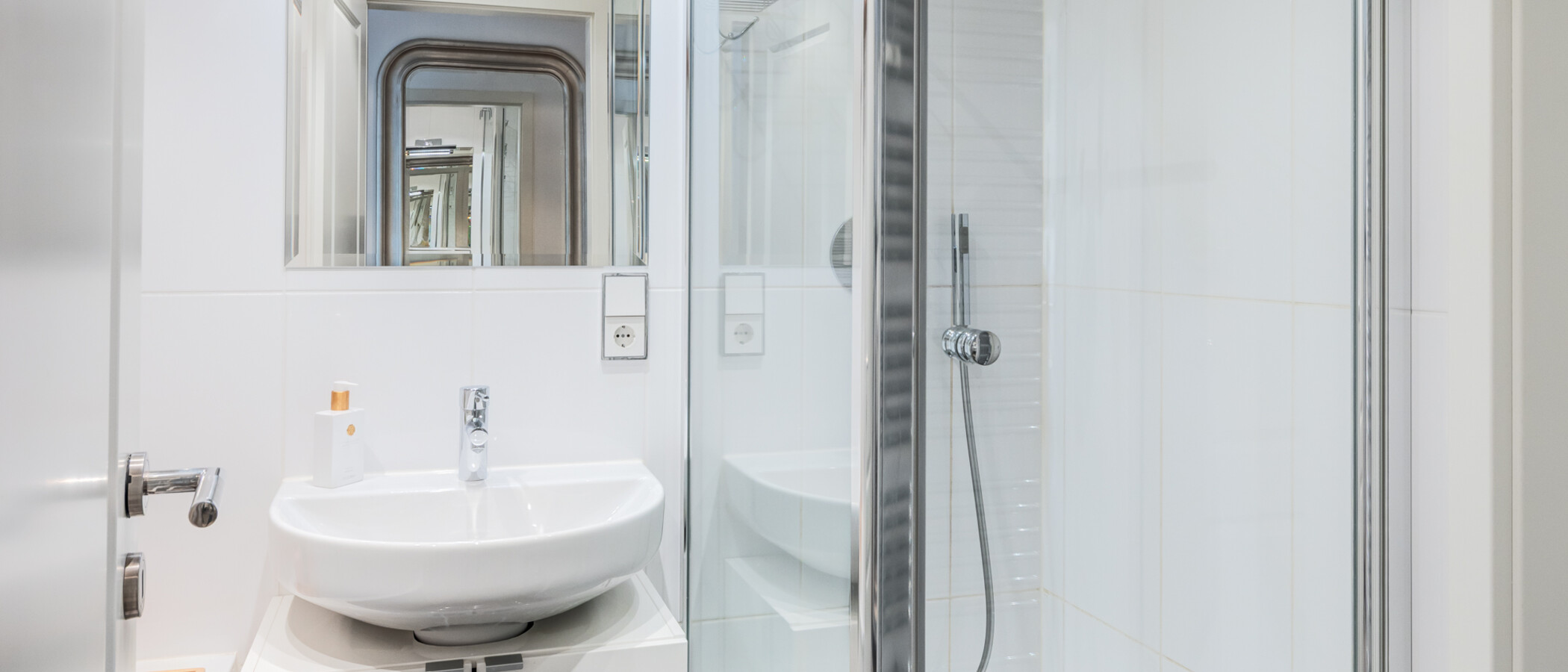 Wohnung München Schwabing-West (rund um den Hohenzollernplatz) 01 Badezimmer 14976