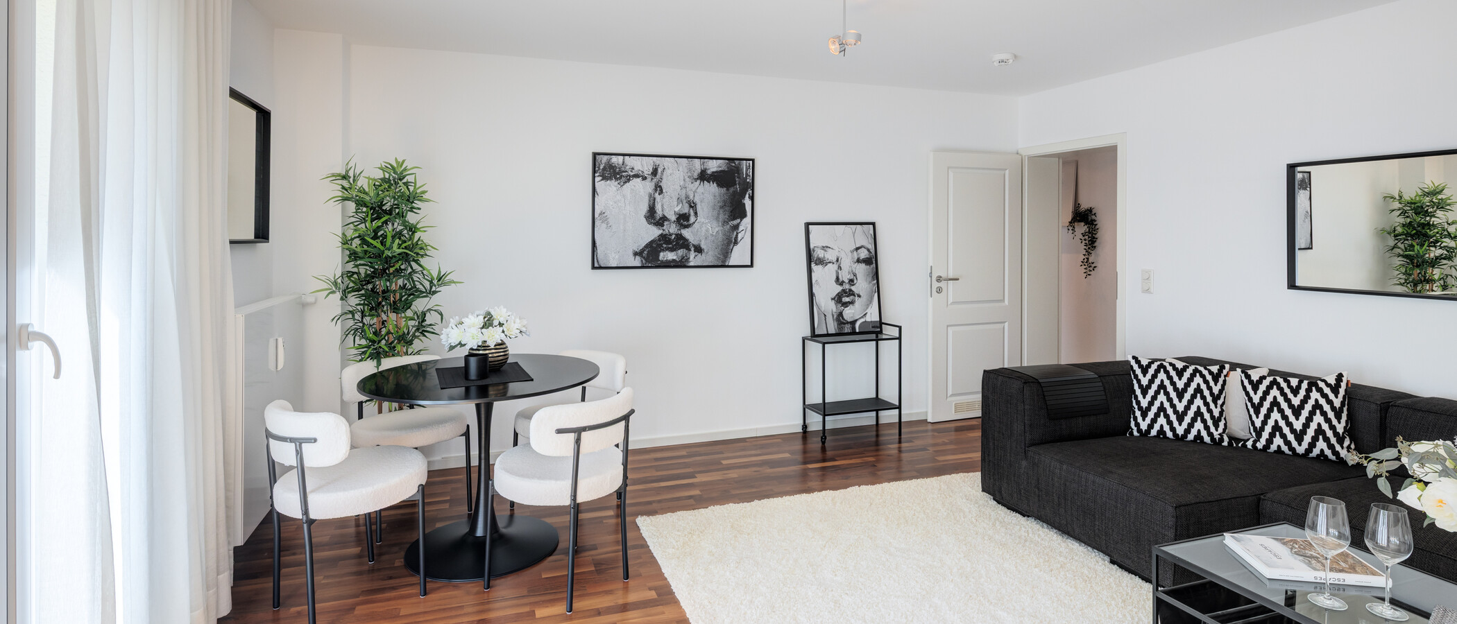 Wohnung München Schwabing-West (rund um den Hohenzollernplatz) 02 Wohnzimmer 14976