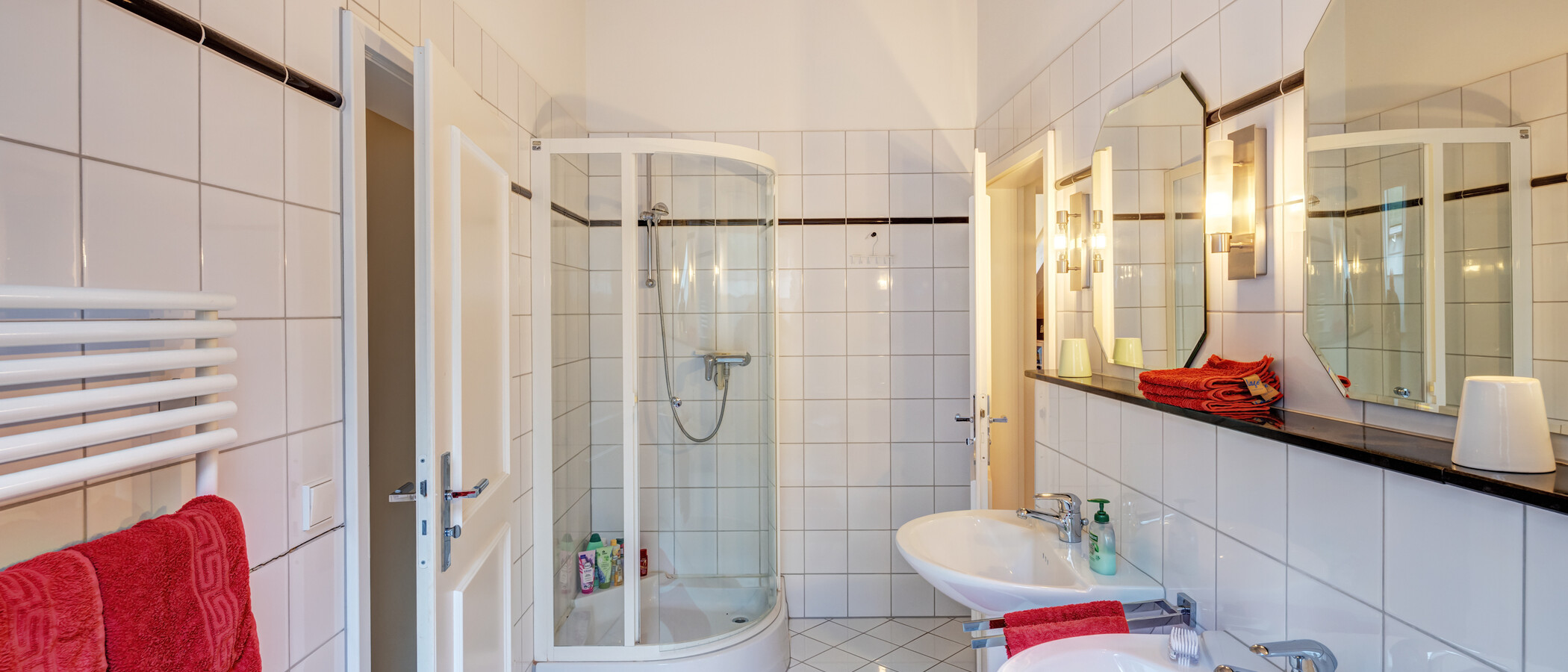 Einfamilienhaus Feldafing 02 2. Badezimmer 14981