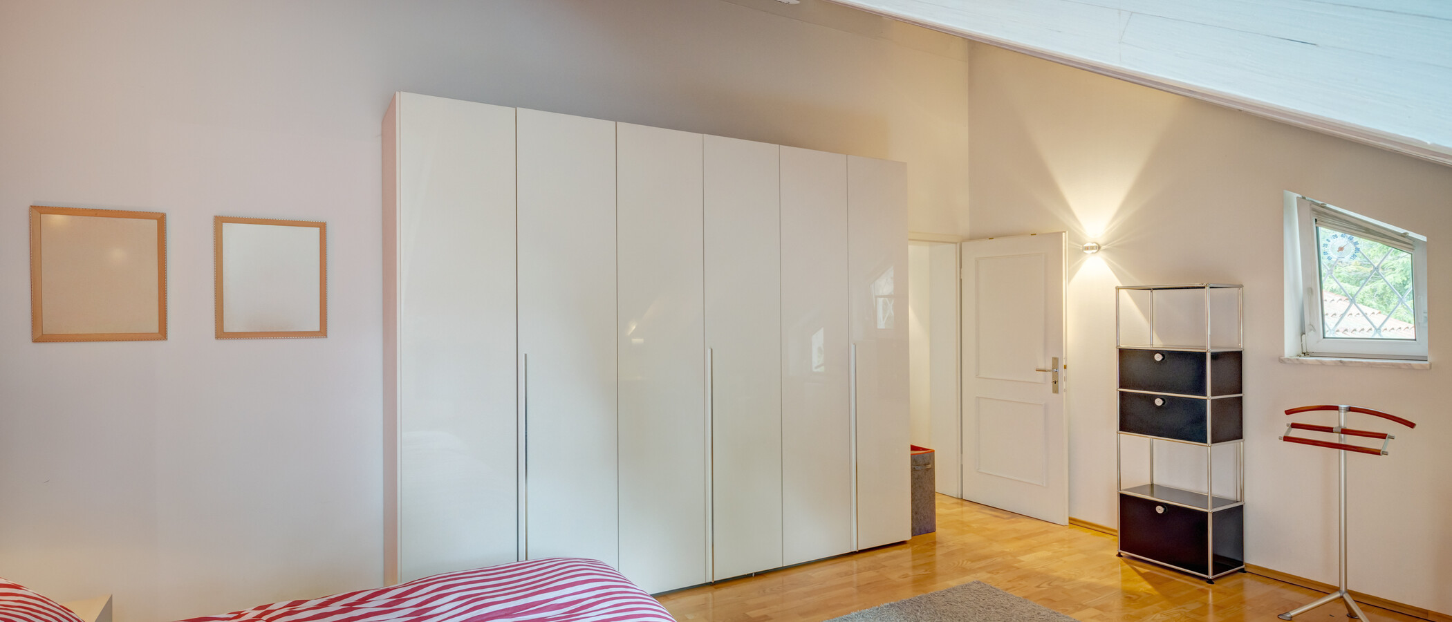 Einfamilienhaus Feldafing 02 2. Schlafzimmer	 14981