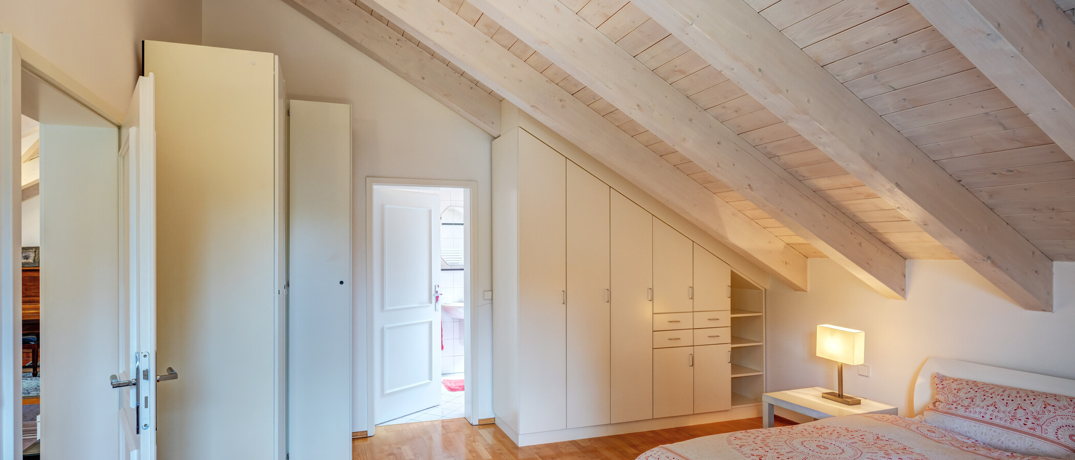 Einfamilienhaus Feldafing 03 1. Schlafzimmer 14981