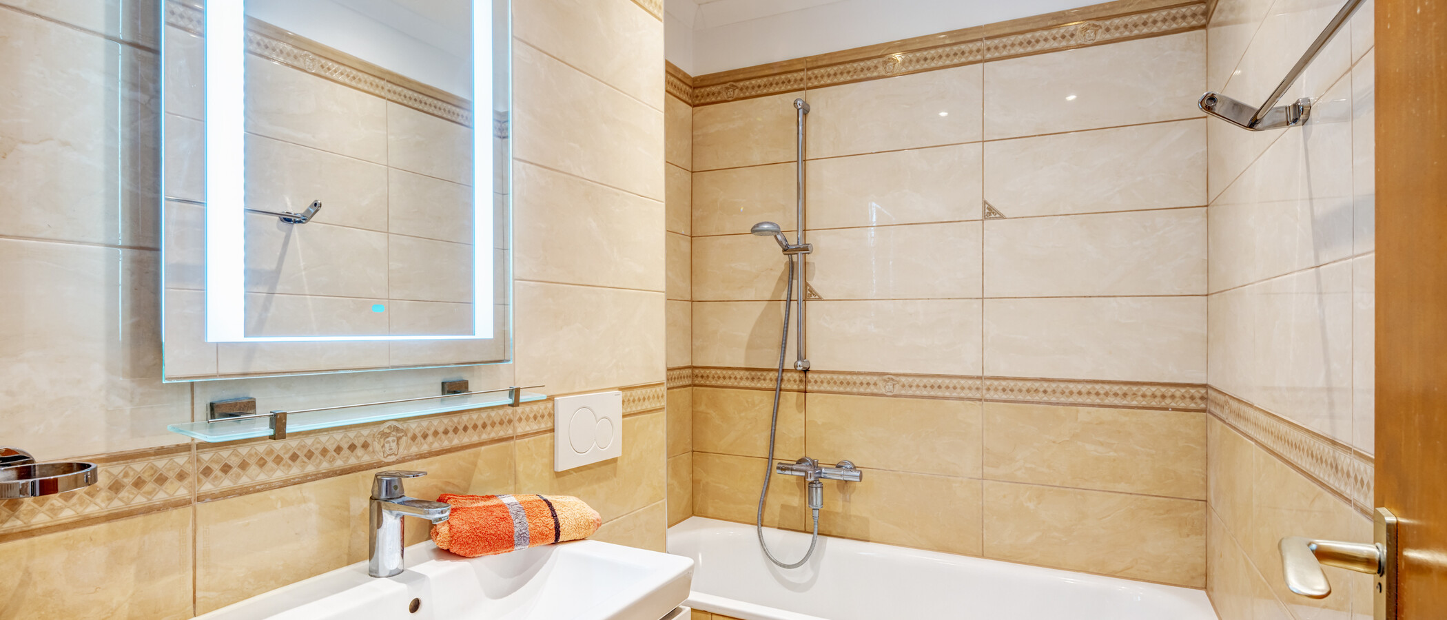 Wohnung München Neuhausen 01 Badezimmer 14983