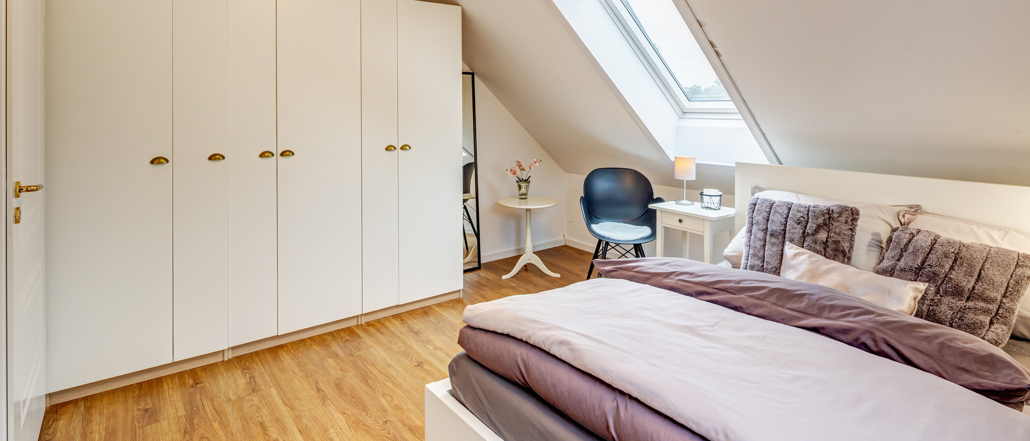 Dachgeschosswohnung München Untermenzing 02 Schlafzimmer 14986