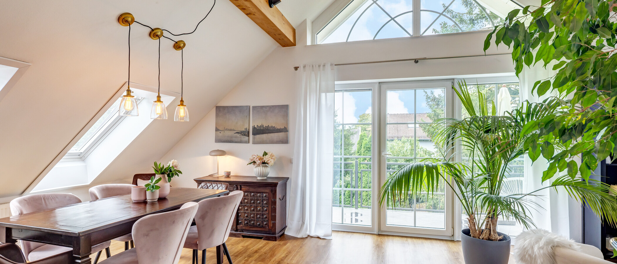 Dachgeschosswohnung München Untermenzing 01 Wohnzimmer 14986