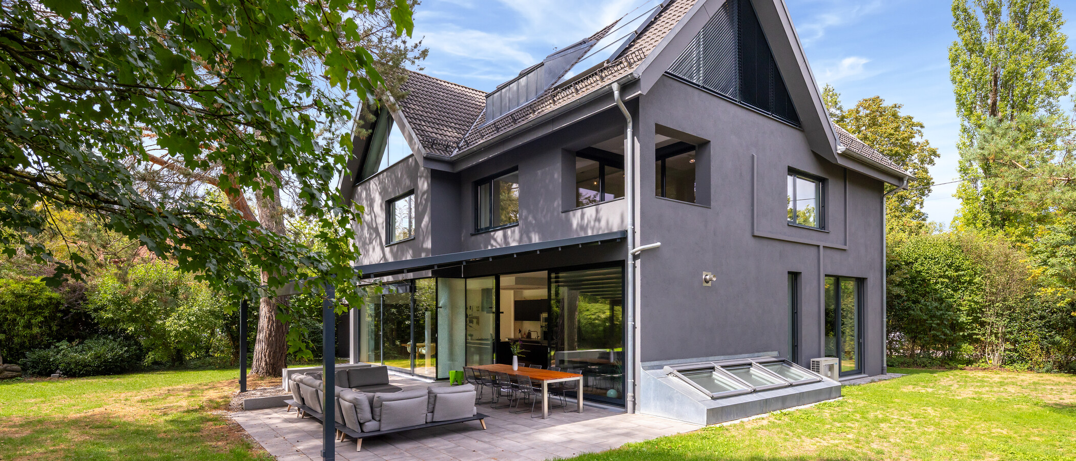 Einfamilienhaus München Untermenzing 01 Terrasse 14987