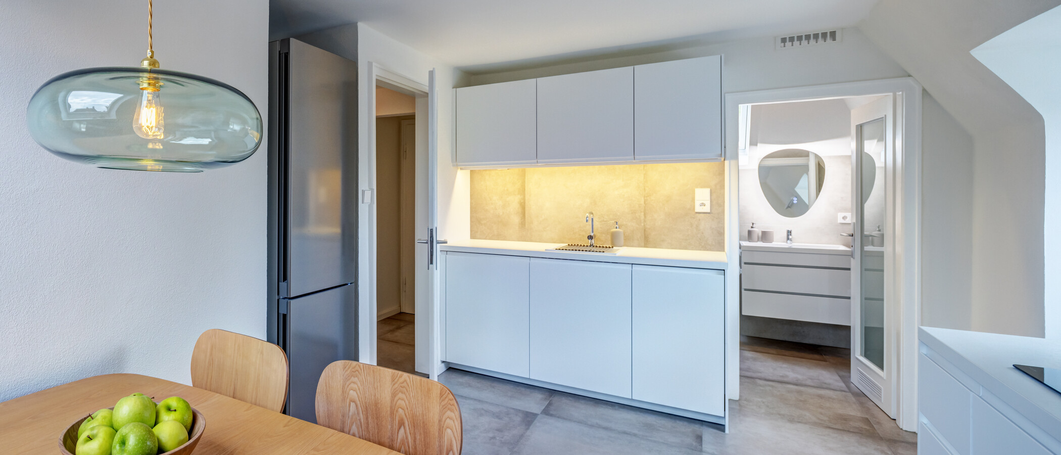 Dachgeschosswohnung München Harlaching 01 Küche 14993