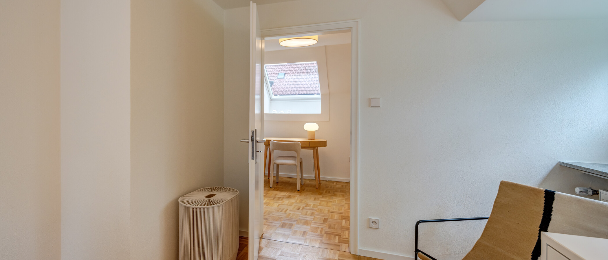 Dachgeschosswohnung München Harlaching 02 Schlafzimmer 14993
