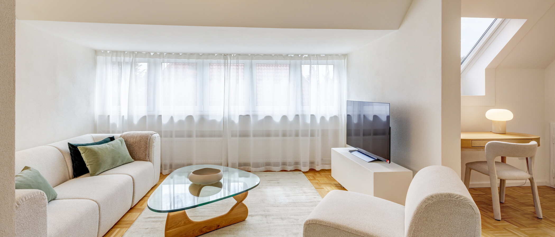 Dachgeschosswohnung München Harlaching 01 Wohnbereich 14993