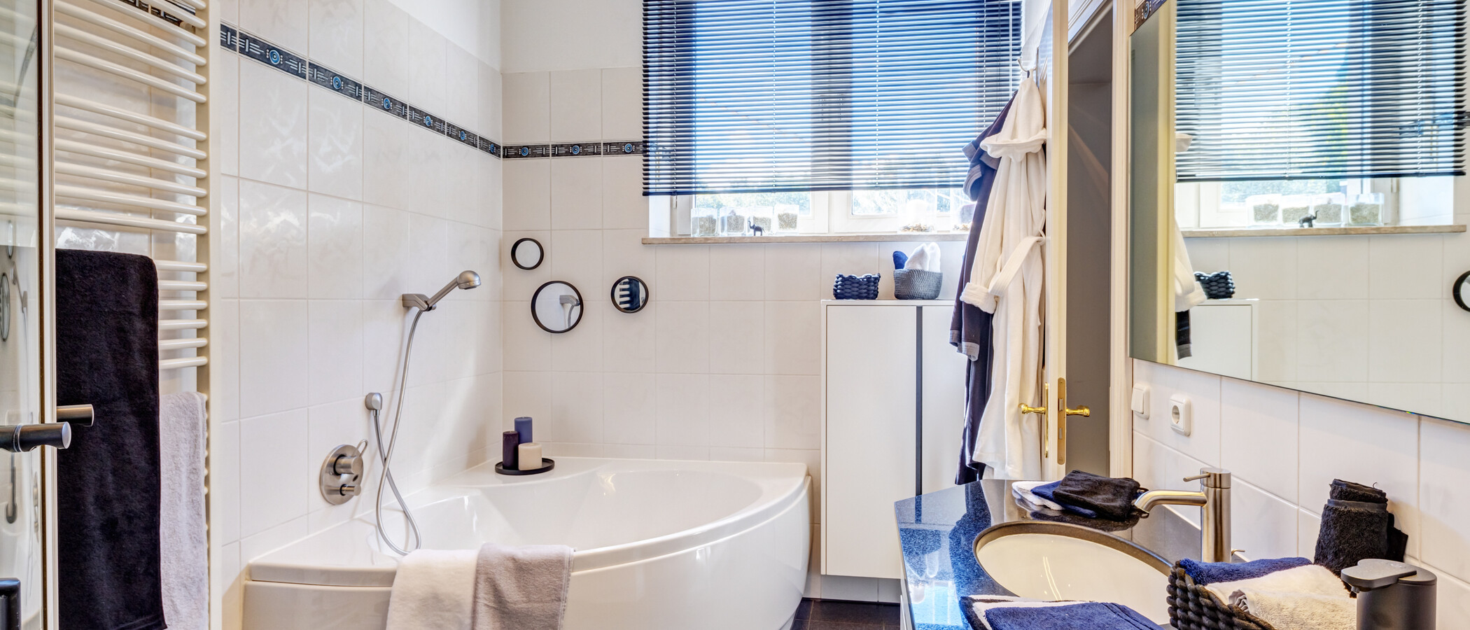 Wohnung München Altbogenhausen 01 1. Badezimmer 14997
