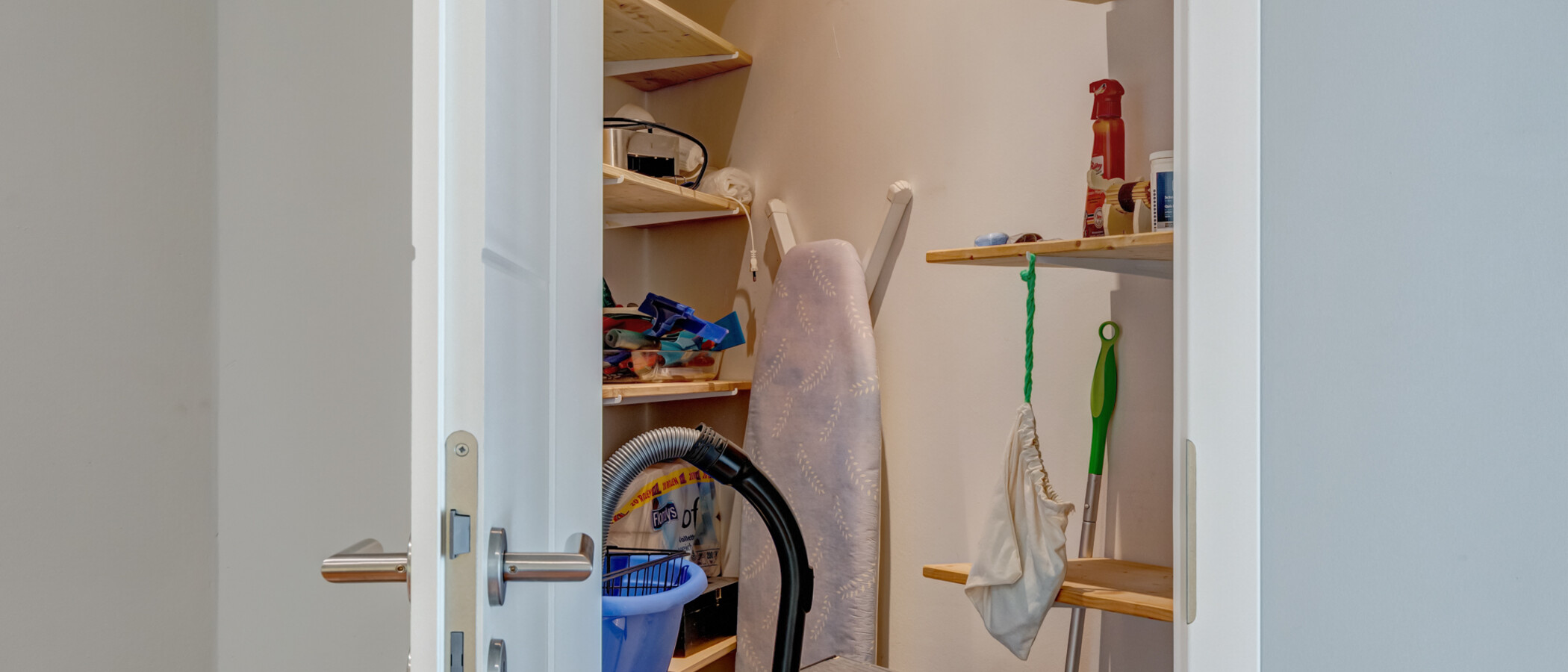 Wohnung München Solln 01 Abstellraum 14998