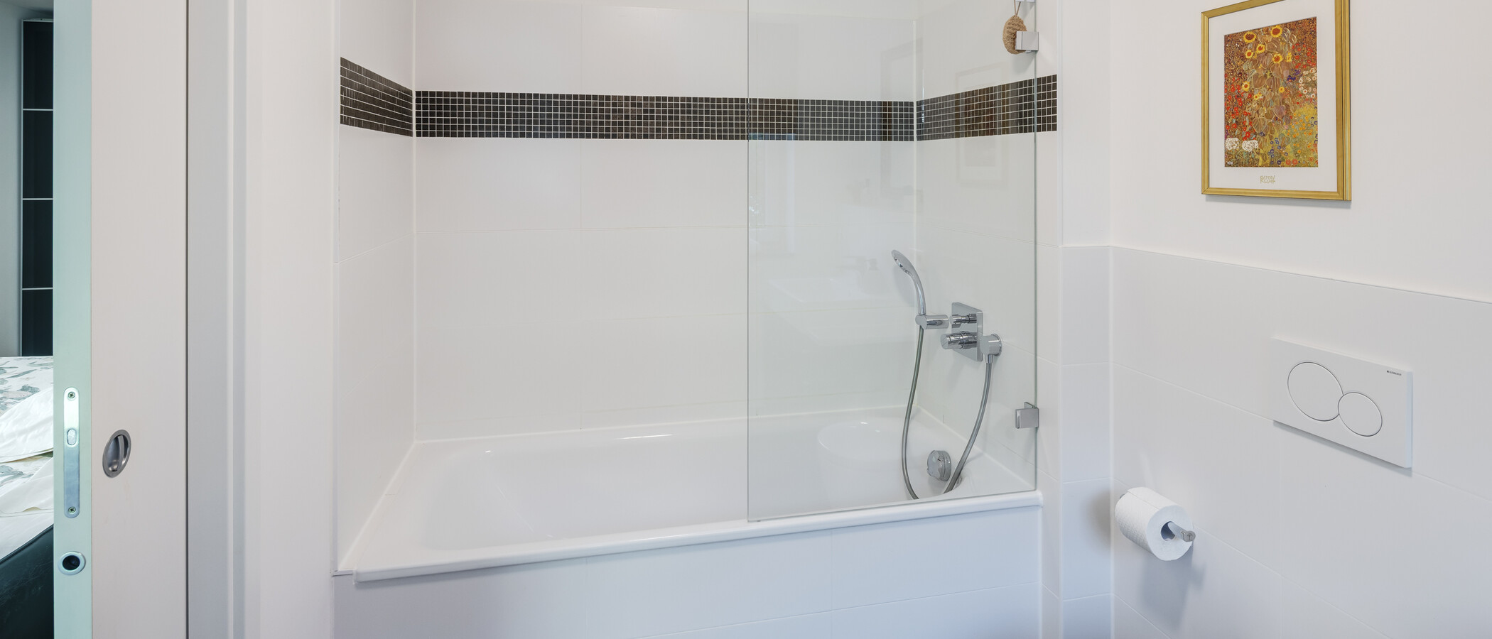 Gartenwohnung München Trudering 03 1. Badezimmer 15002
