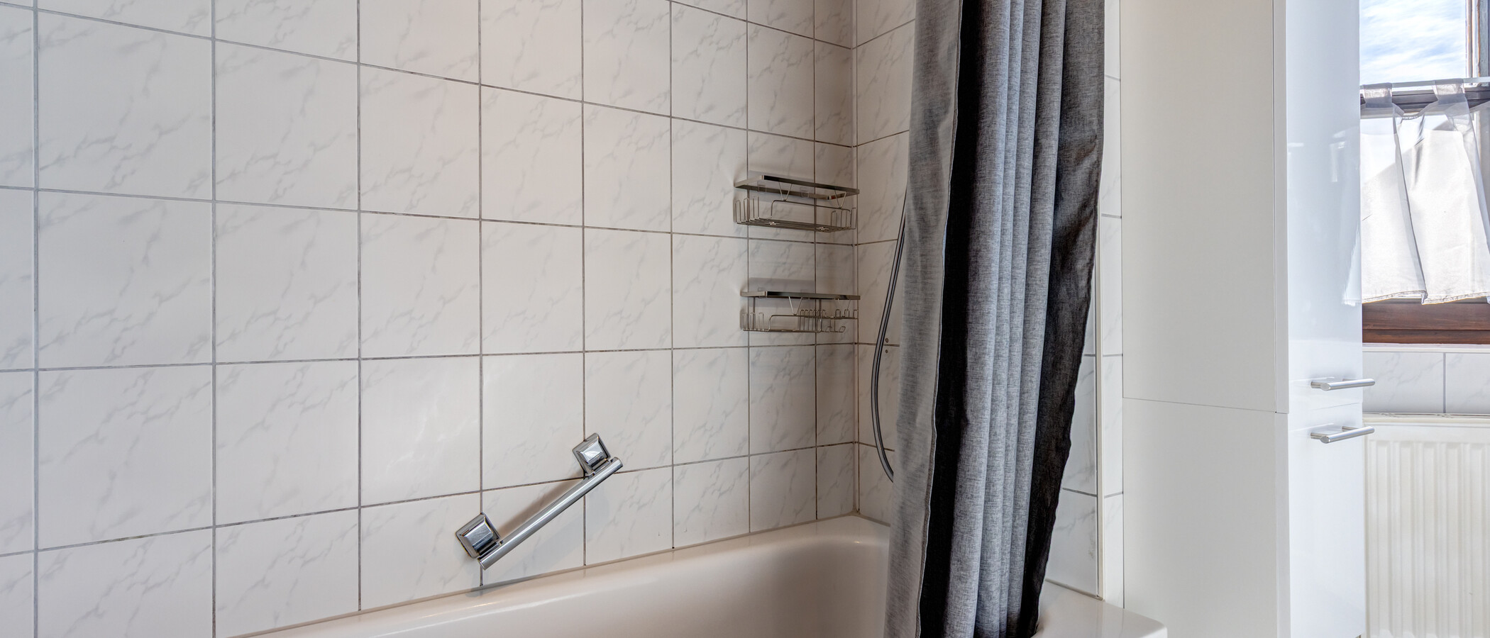 Dachgeschosswohnung Eching 03 Badezimmer 15004