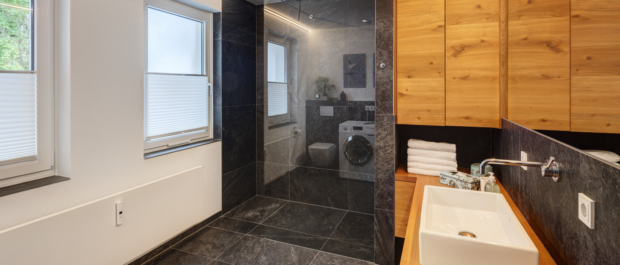Dachterrassenwohnung München Solln 02 Badezimmer 15010